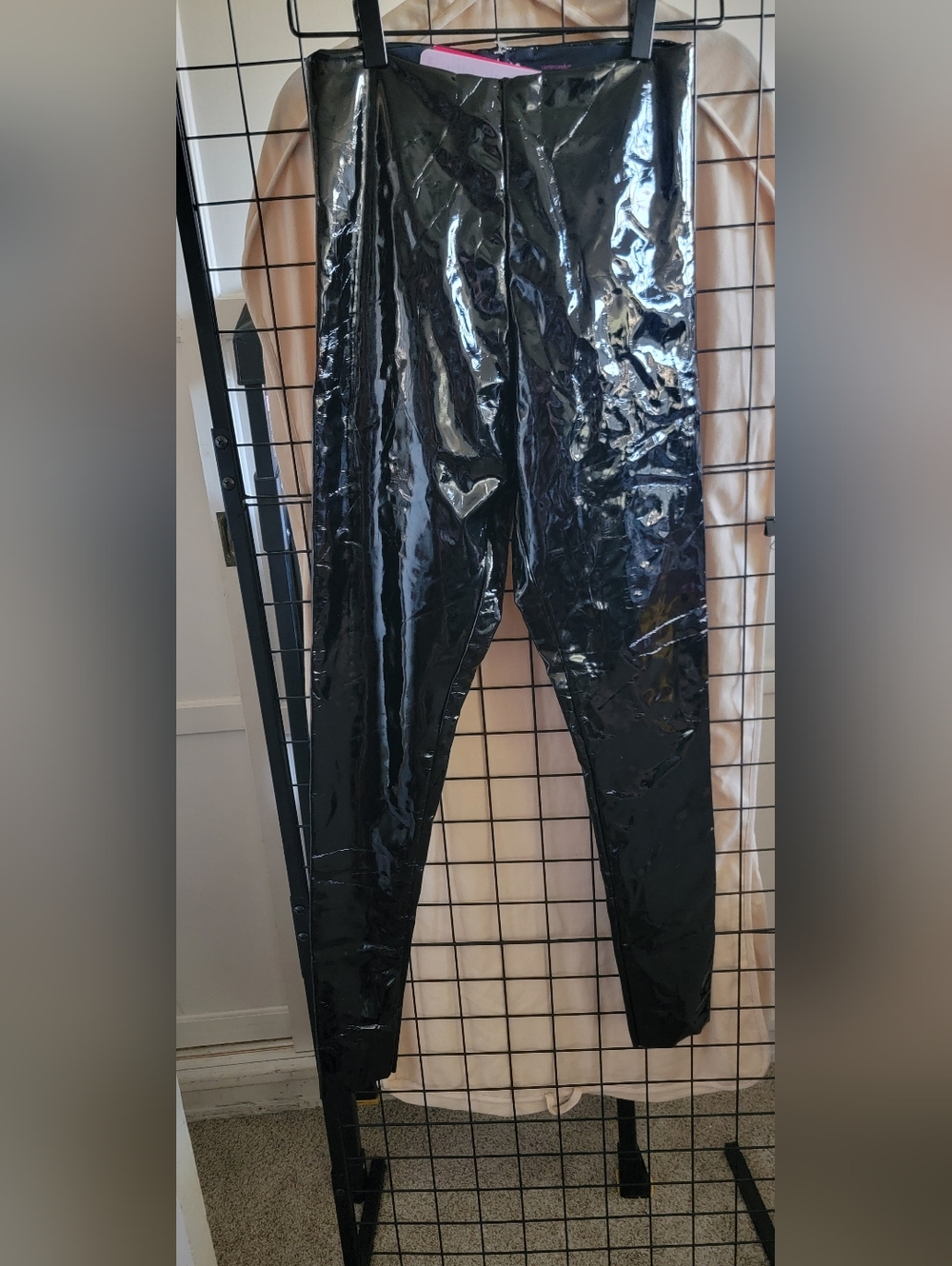 COMMNADO Black High-Shine Vinyl Leggings Size MEDIUM